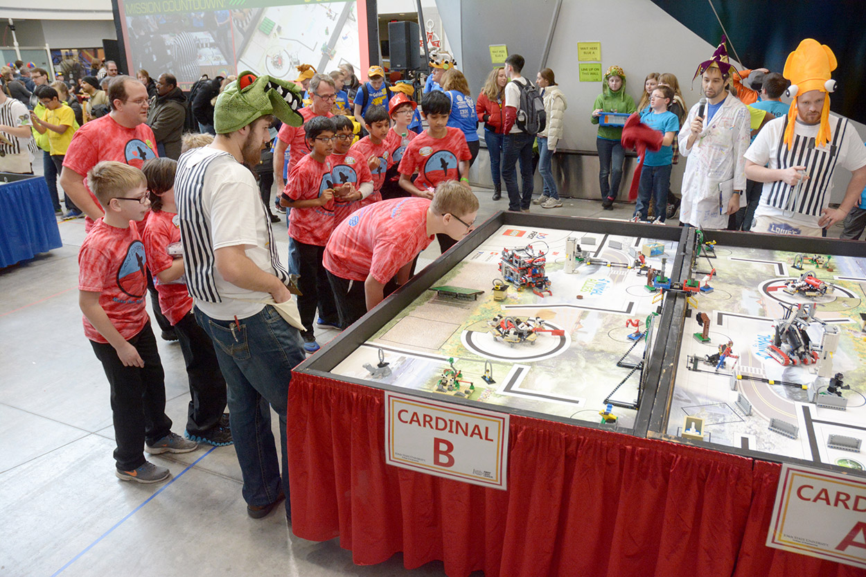 Rebajar anfitrión paquete Imagination Iowa LEGO League “Red Dangerous” Team to Compete at FIRST World  Championship 2017 | NewBoCo